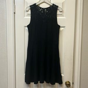 HELOISE Black Dress w/Lace Yoke XL